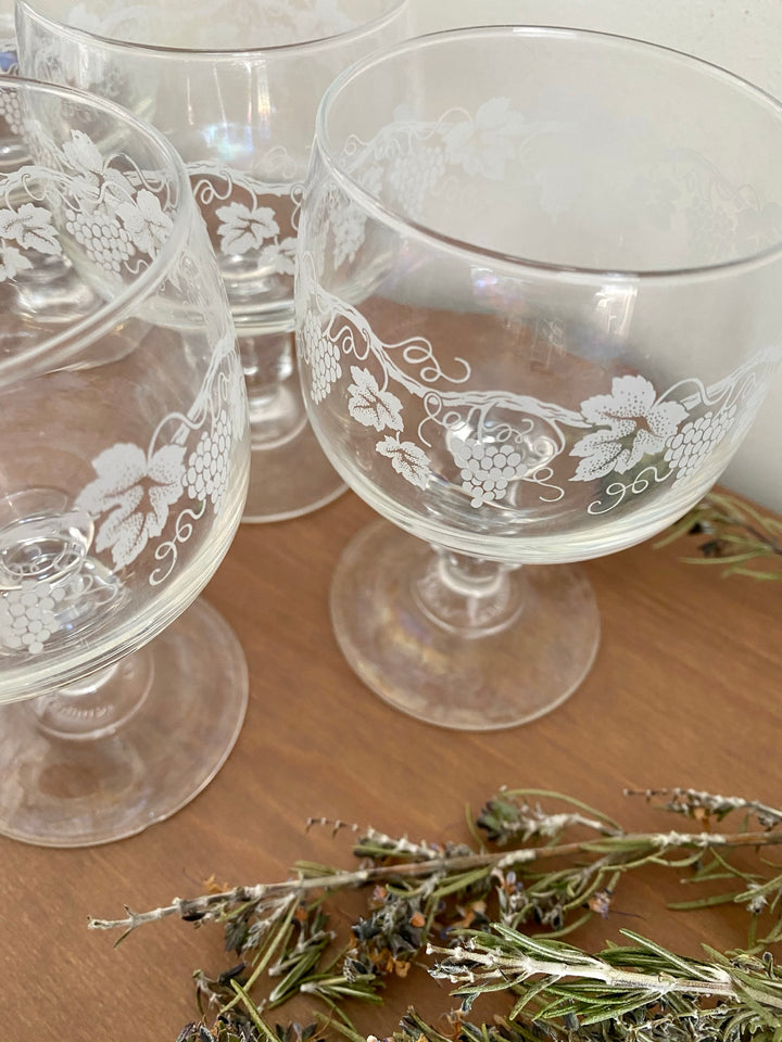 Set de 7 verres à vin motifs vignes