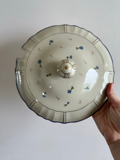 Soupière en porcelaine de Limoges années 1950