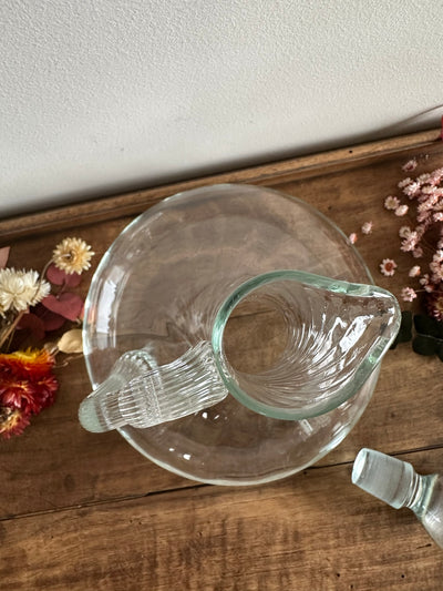 Carafe à vin décanteur en verre moulé