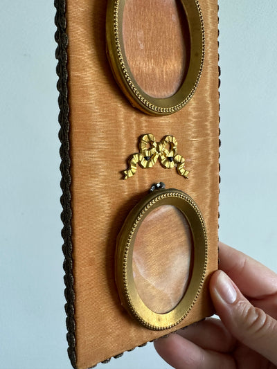 Cadre deux médaillons en diptyque sur support tissu orangé
