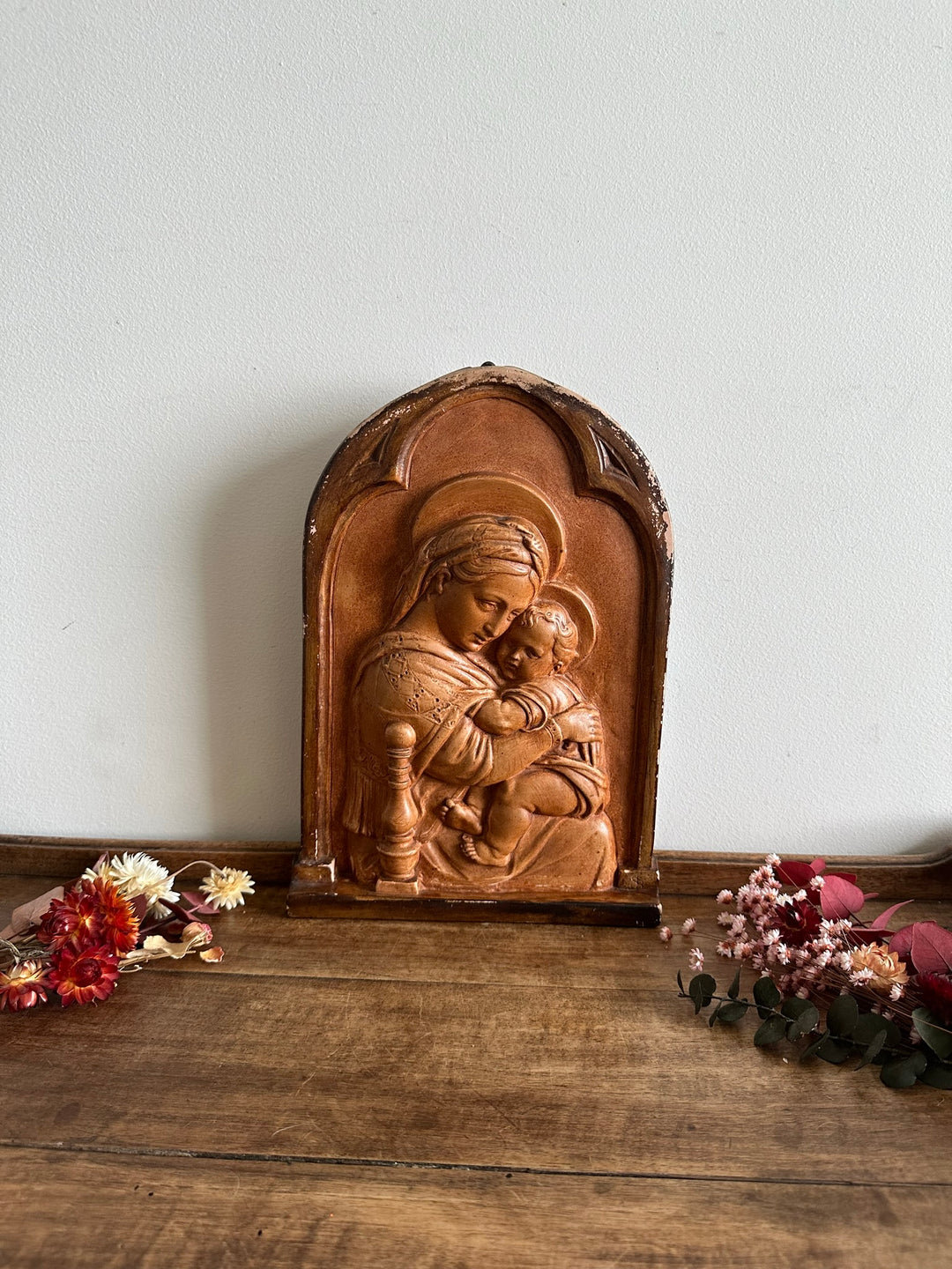 Icône bas relief de la vierge et l'enfant