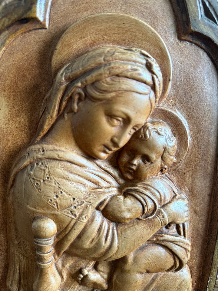 Icône bas relief de la vierge et l'enfant