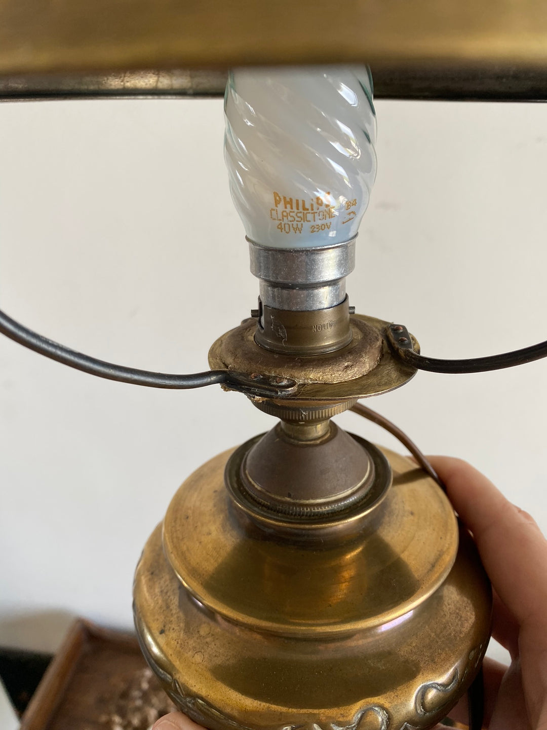 Lampe parisienne électrifiée en laiton