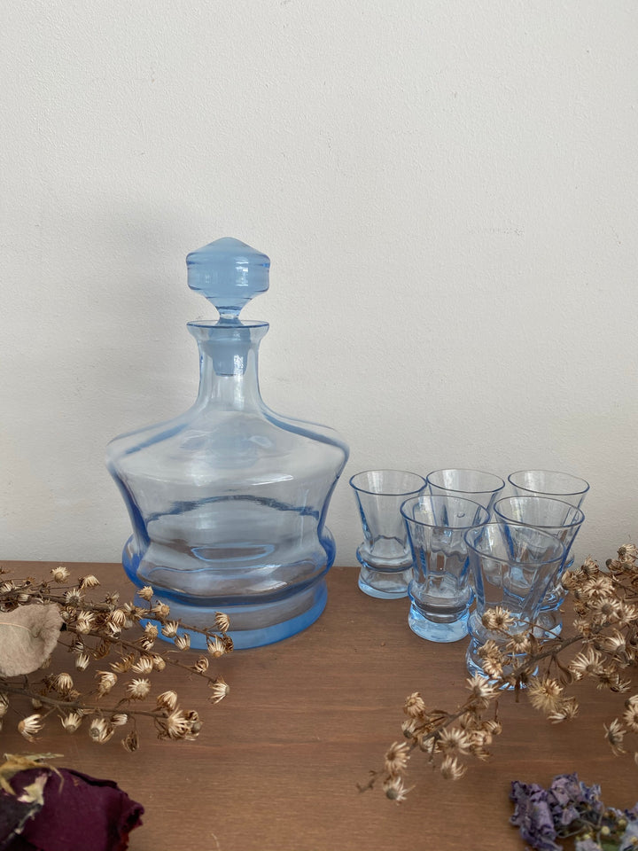 Set à liqueur rétro en verre bleu