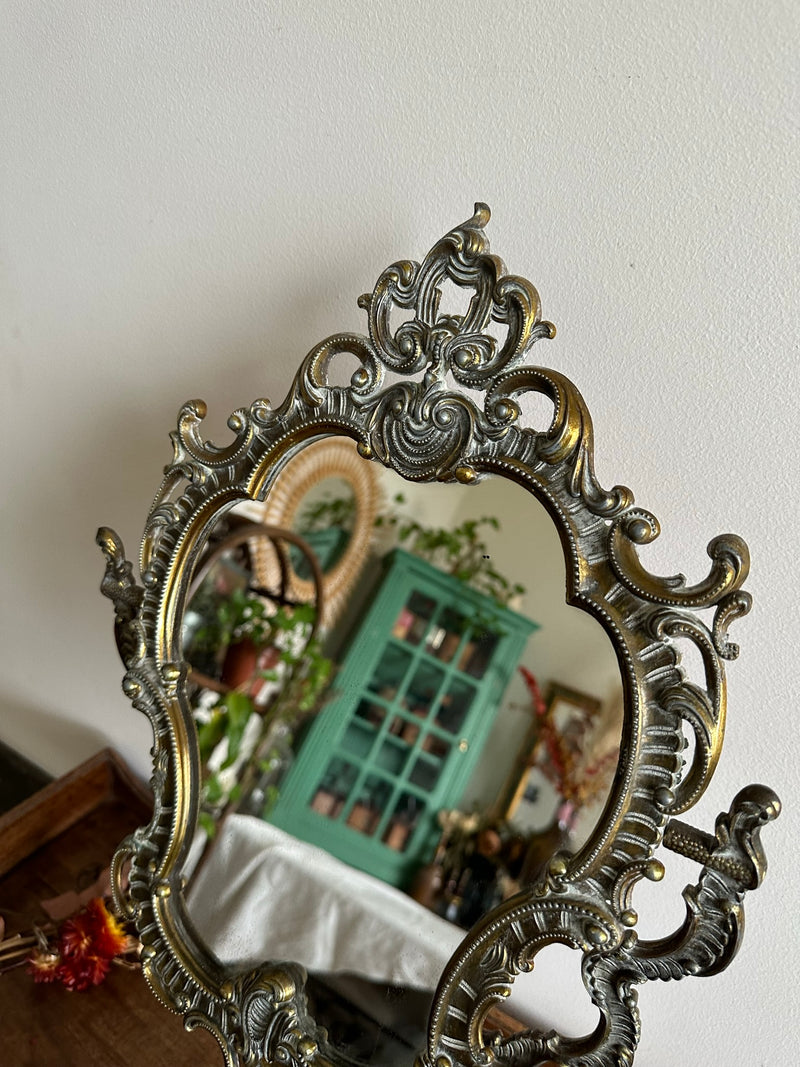 Miroir psyché sur pied en bronze et laiton style baroque