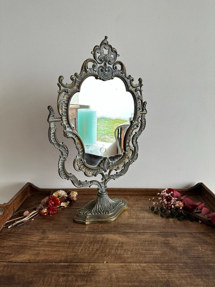 Miroir psyché sur pied en bronze et laiton style baroque