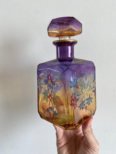 Bouteille dorée et mauve en verre décoration florale