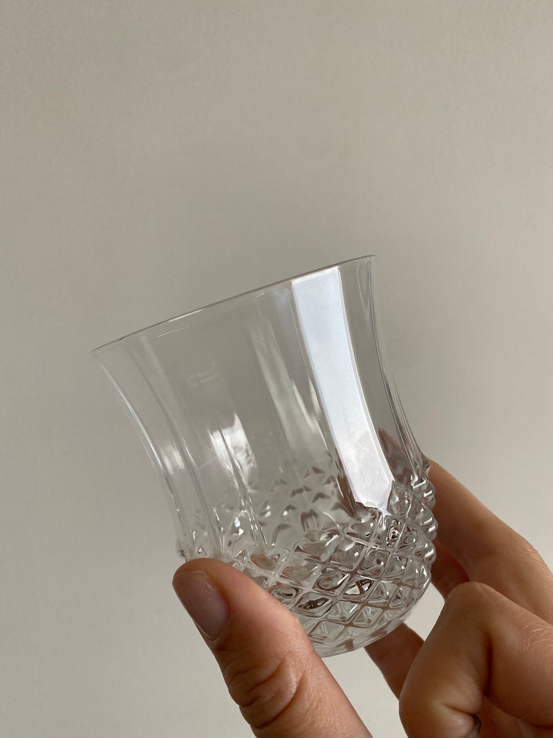 Verres en cristal décoration en pointes de diamants