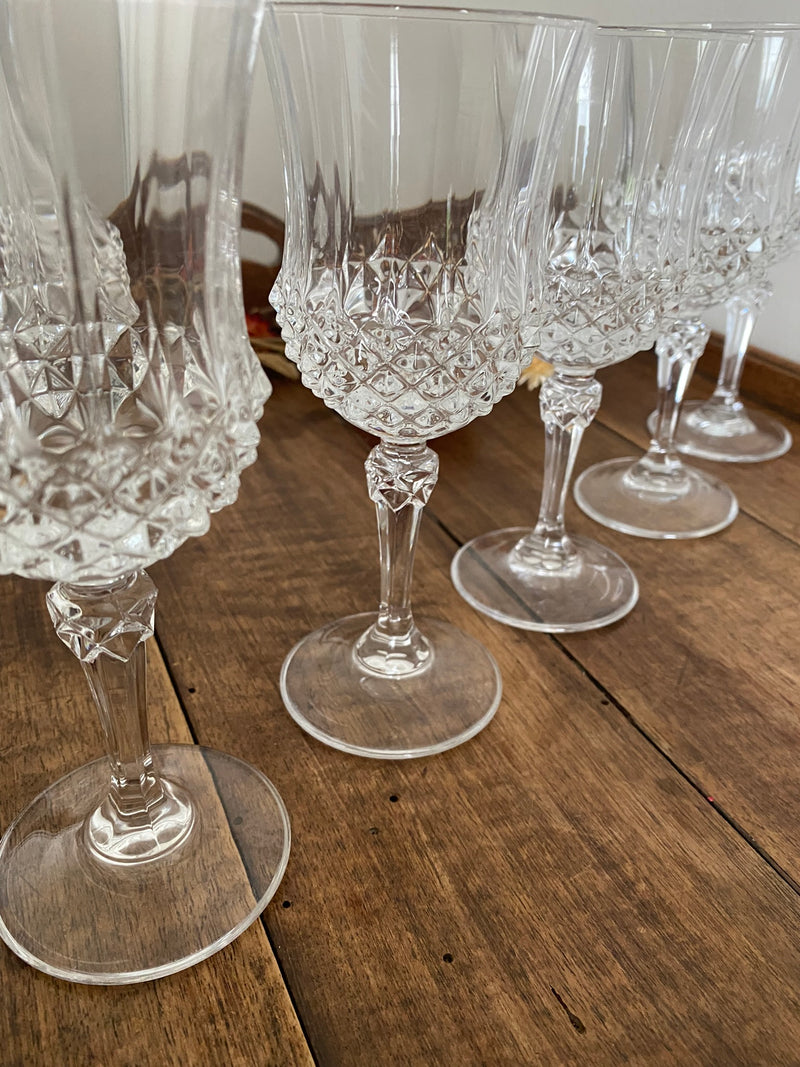 Verres en cristal décoration en pointes de diamants