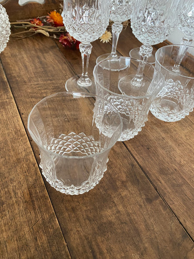 Verres en cristal décoration en pointes de diamants