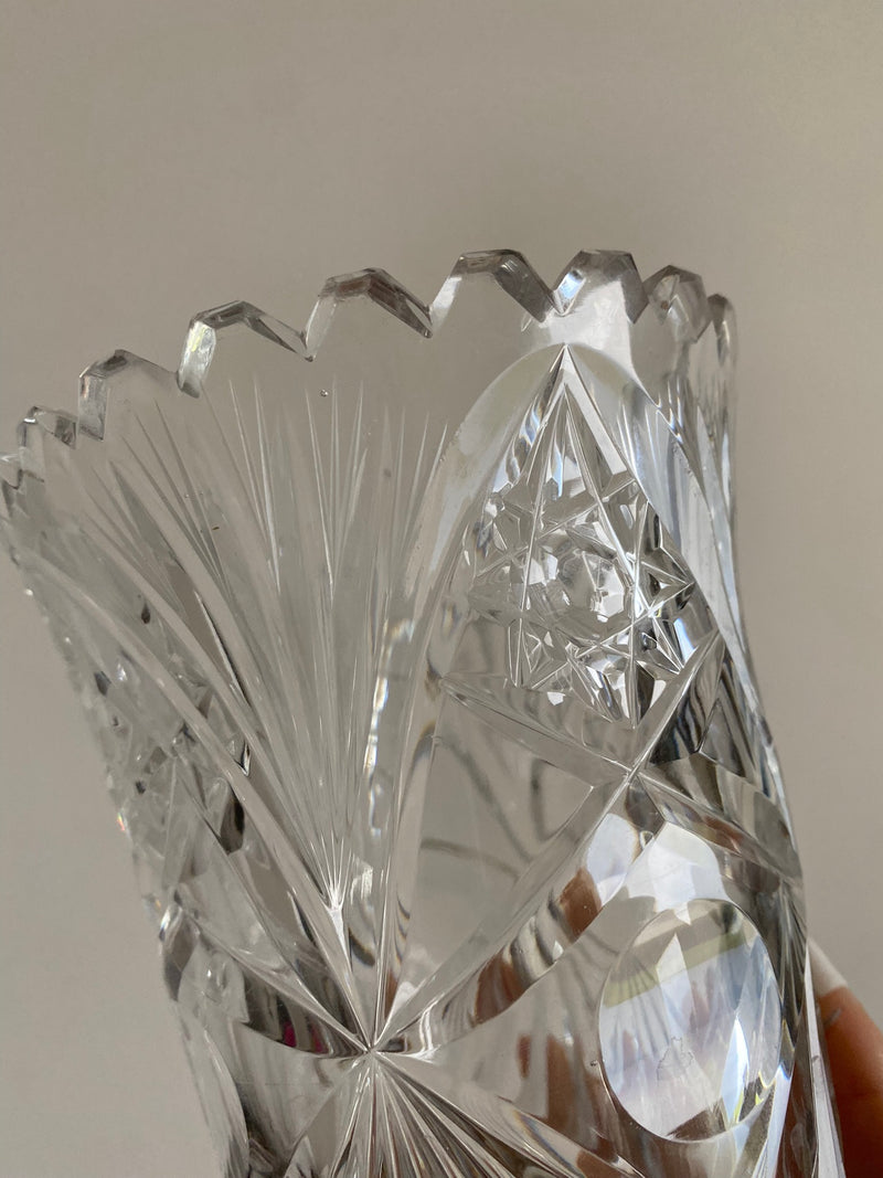 Vase en cristal ciselé