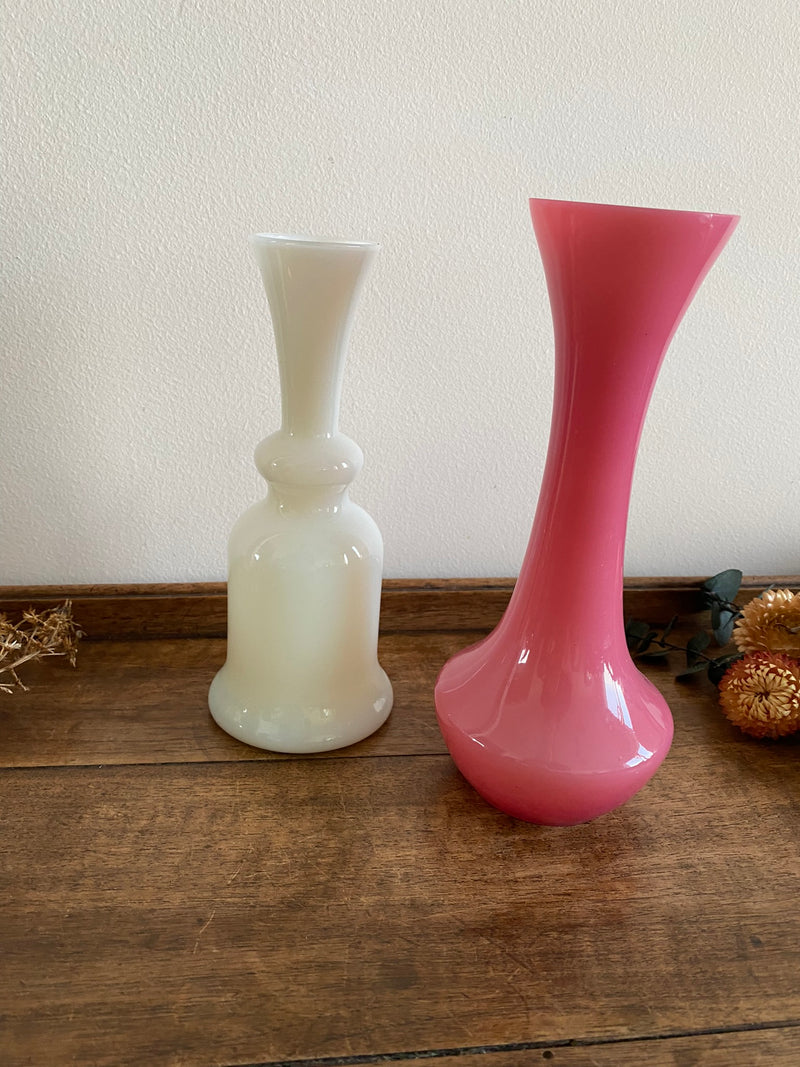 Vase en opaline soliflor rose