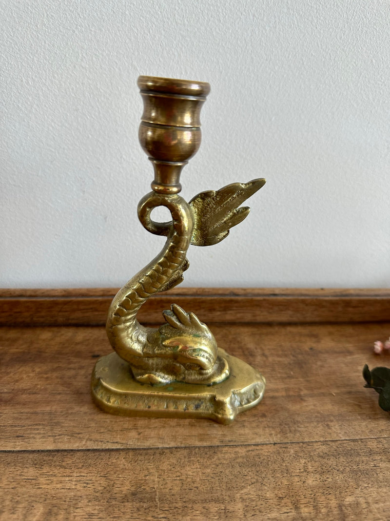 ANCIENNE PAIRE DE bougeoir en bronze XIX model rocaille EUR 180,00 ANCIENNE PAIRE DE bougeoir en bronze XIX model rocaille EUR 180,00