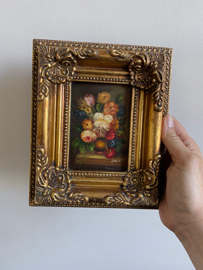 Peinture bouquet de fleurs dans cadre baroque doré