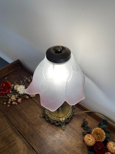 Lampe de chevet socle en laiton et abat jour fleur