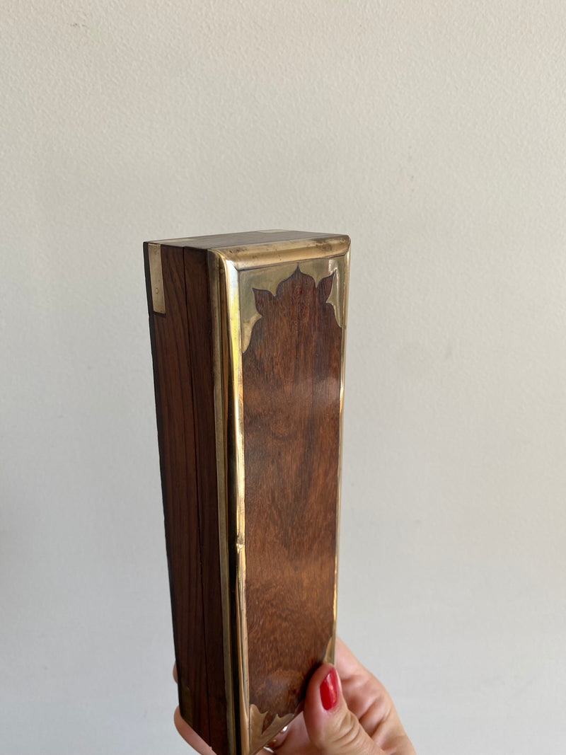 Jolie Boîte En Bois Ornée De Laiton – Plumier Ou Rangement – Vintage