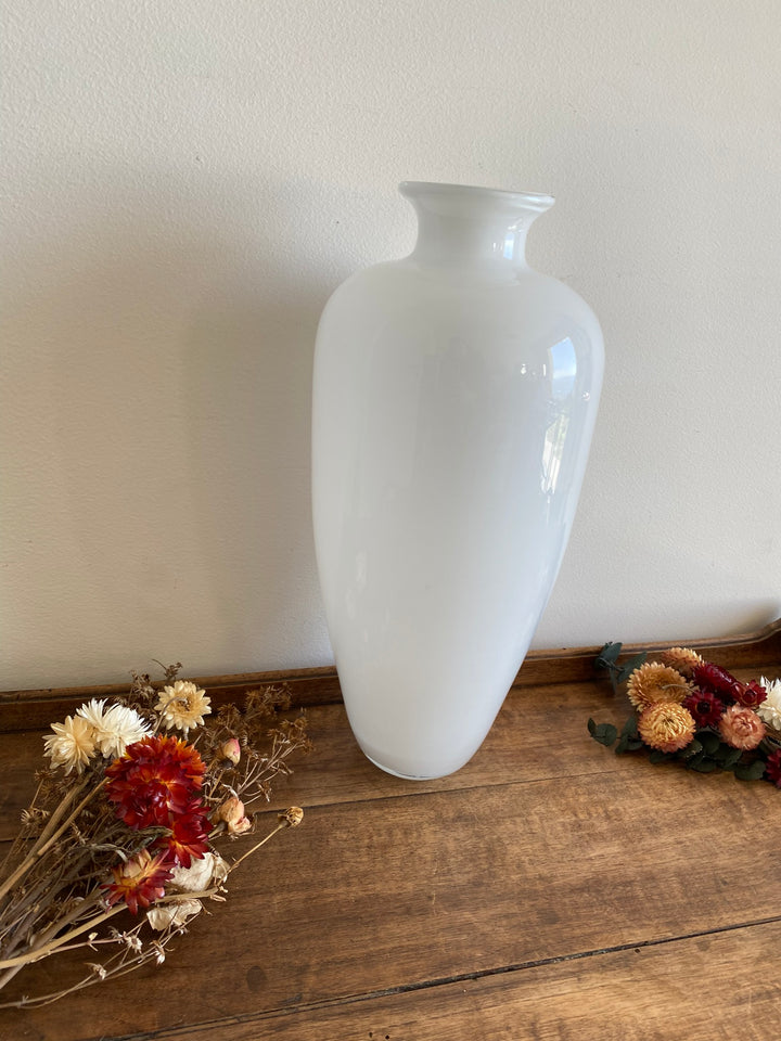 Vase en opaline blanche XL