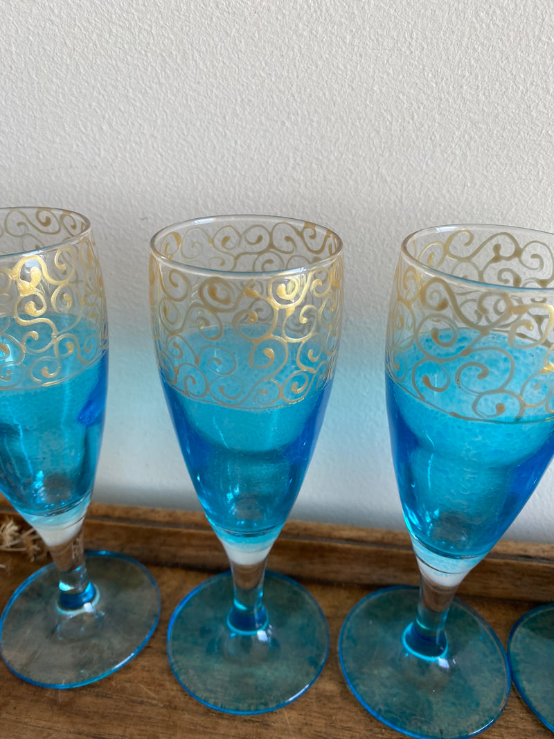 Flûtes à champagne tons bleus frise dorée