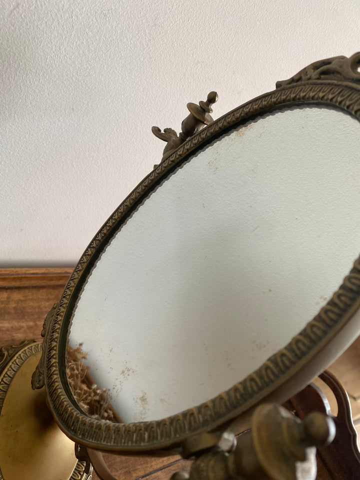 Miroir psyché sur pied en laiton doré