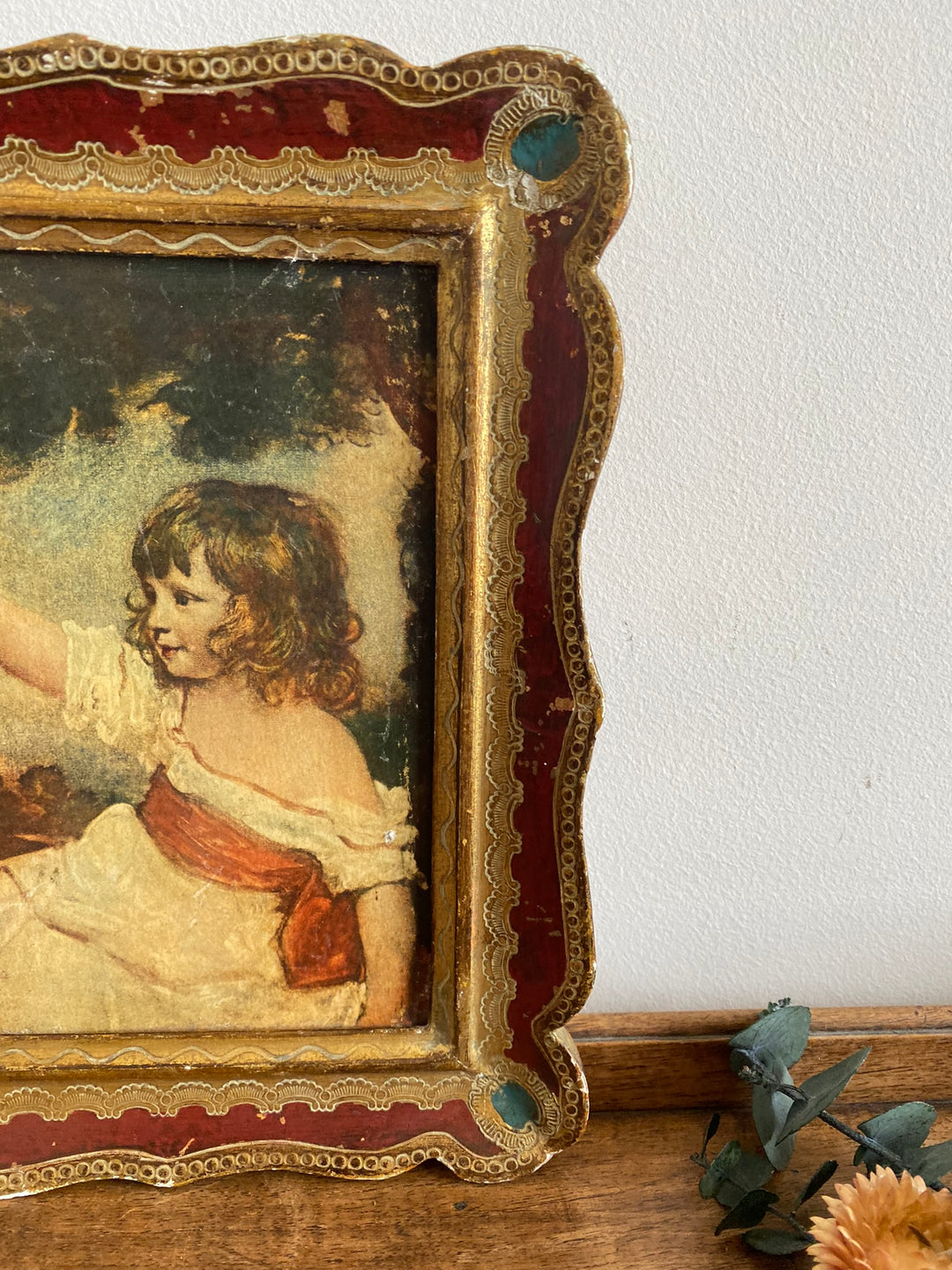 Cadre en bois florentin illustration petite fille