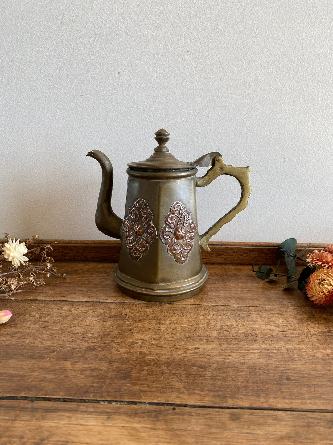 Cafetière ancienne en laiton