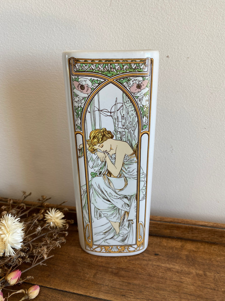 Vases en porcelaine style Art Deco inspiration Mucha