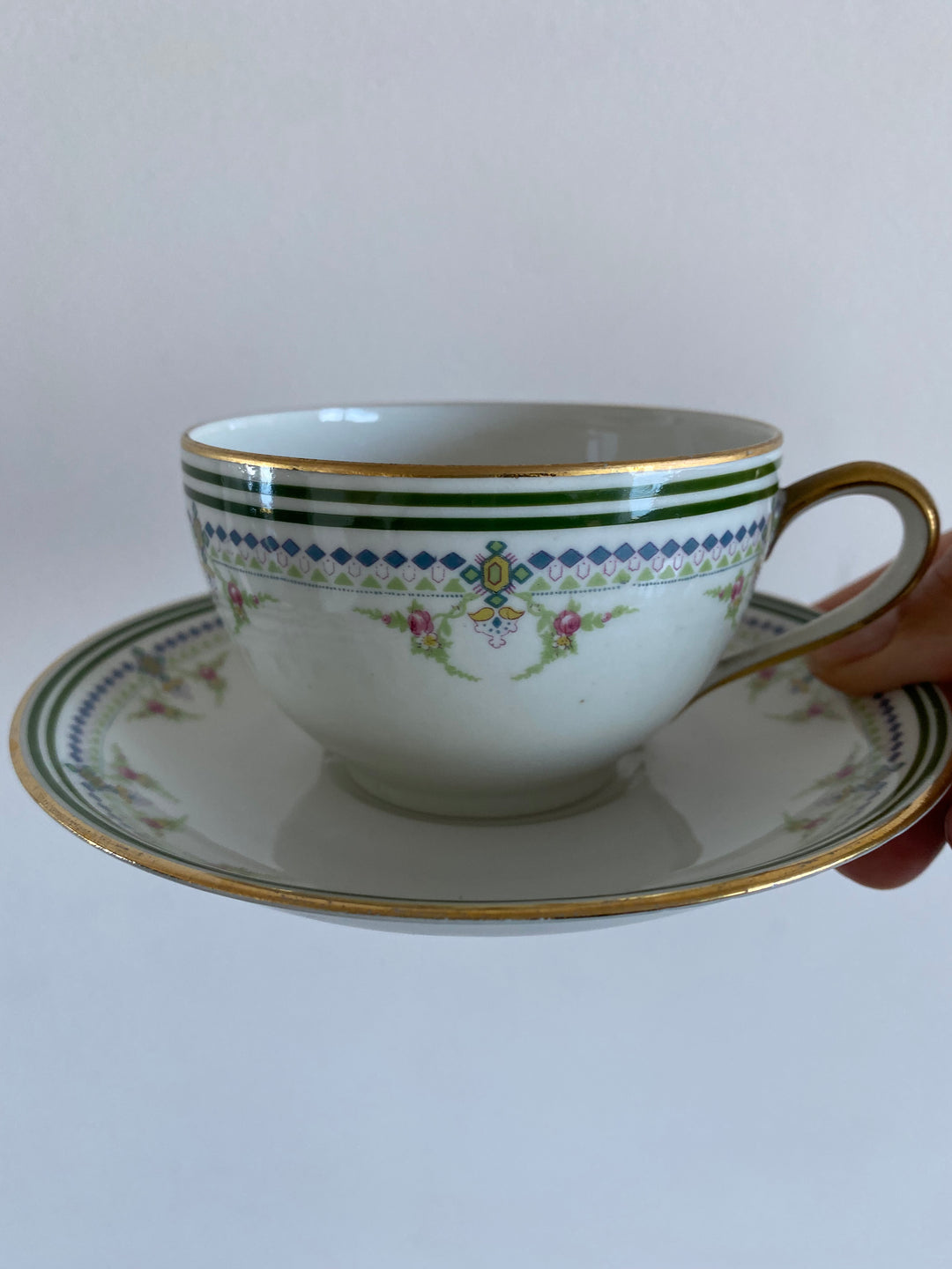 Service complet porcelaine de Limoges J&B France