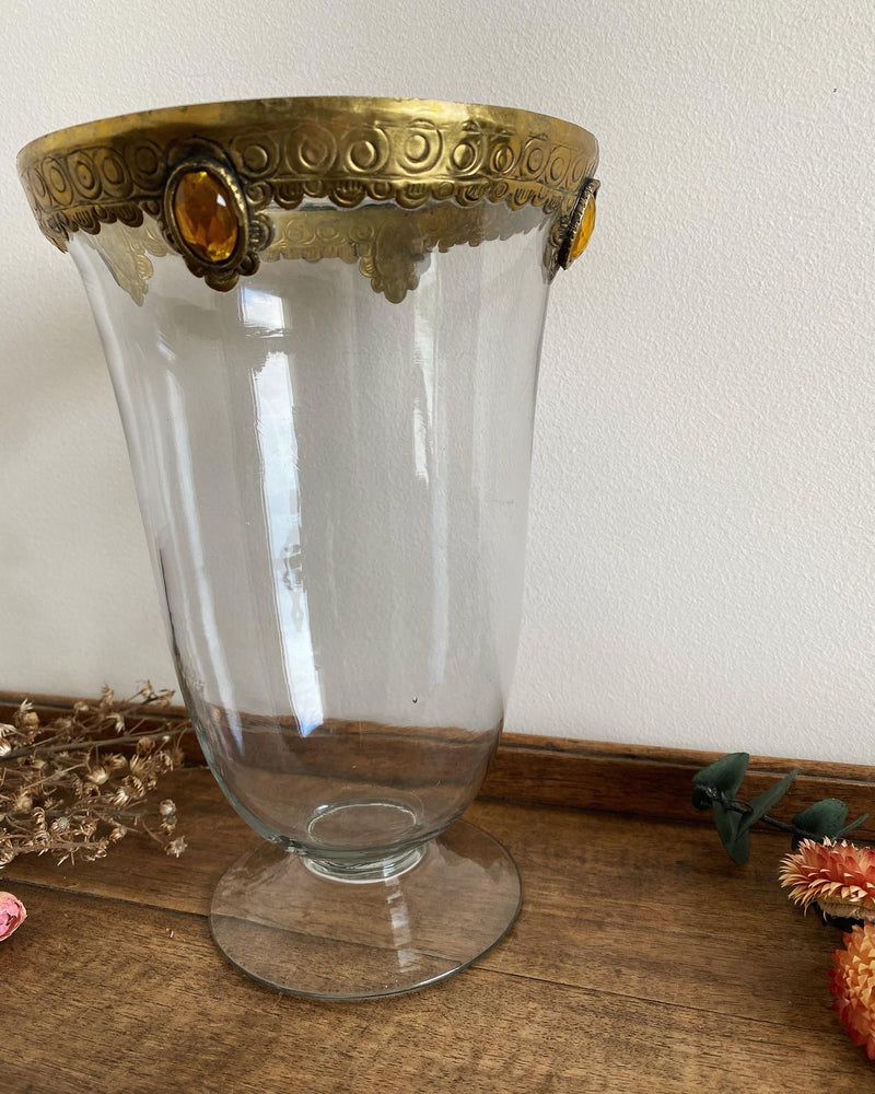Vase en verre sur pied ancien bordure dorée