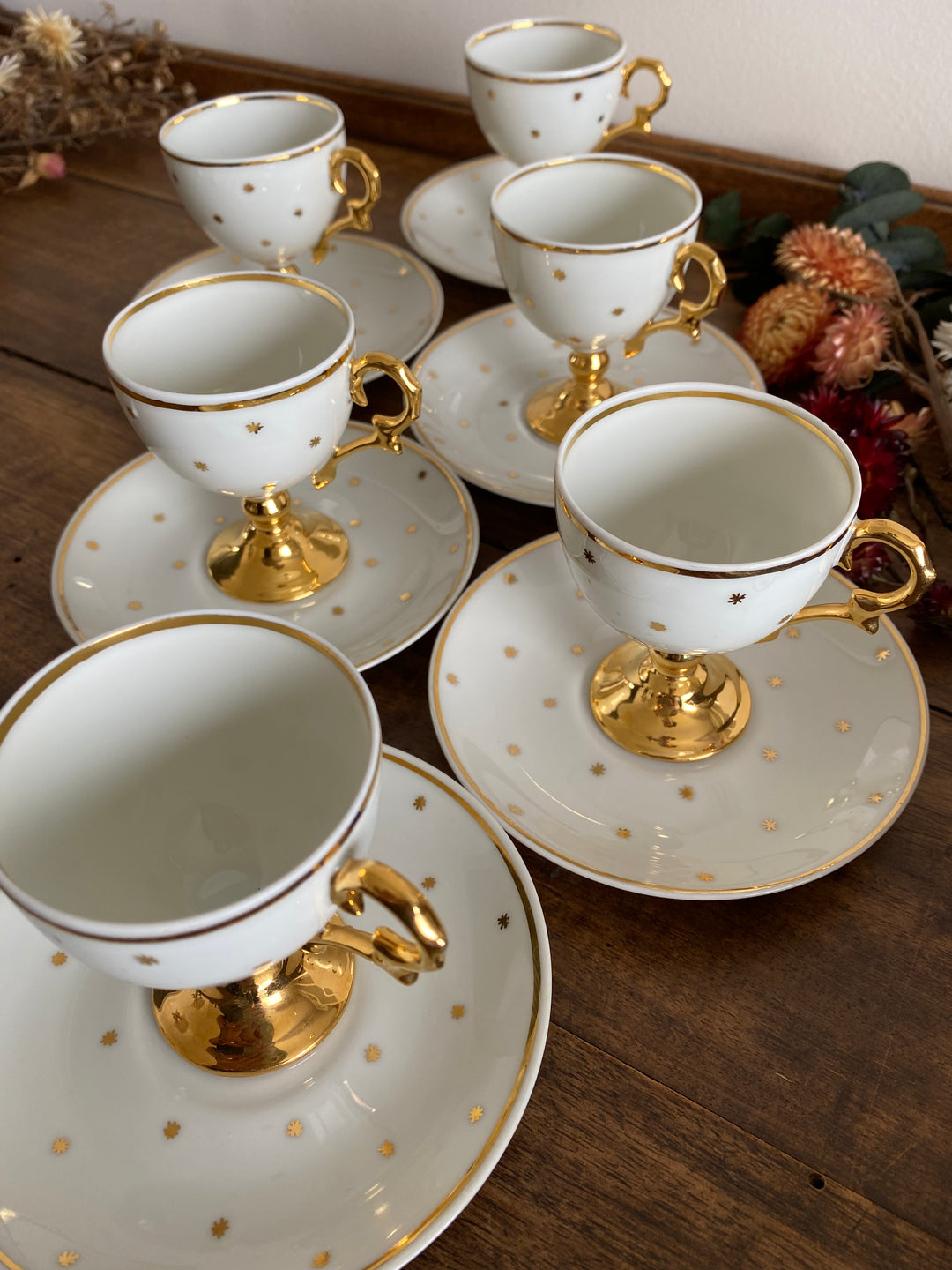 Service à café de Limoges tasses sur pieds