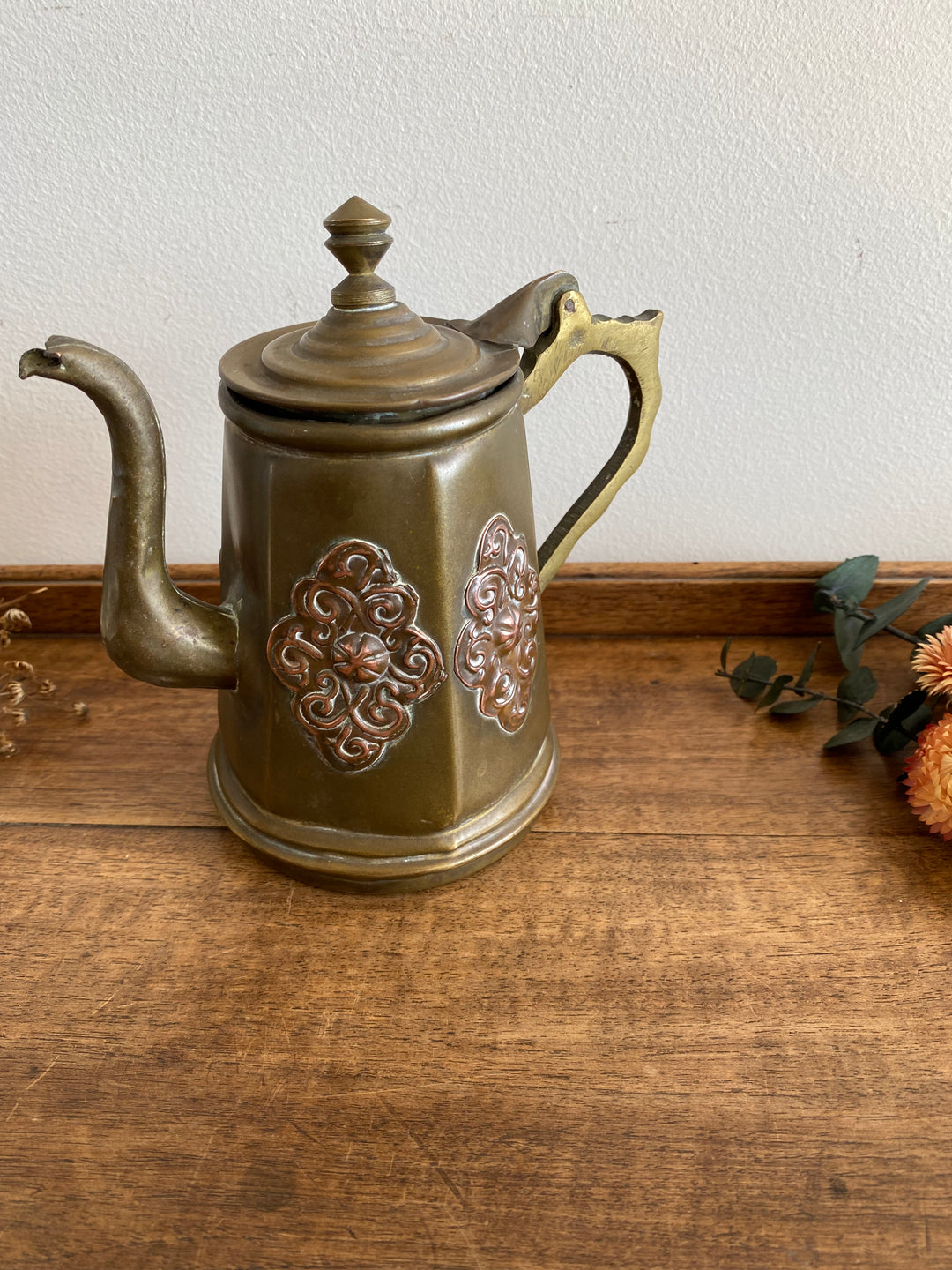 Cafetière ancienne en laiton