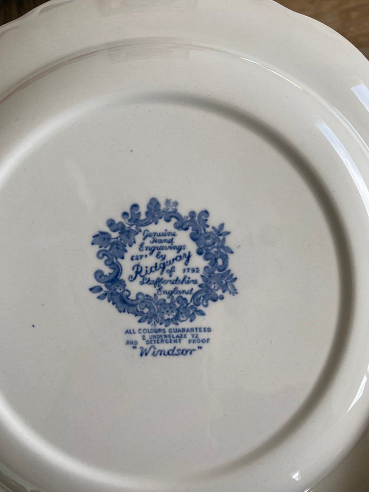 Assiettes plates et creuses Ridgway