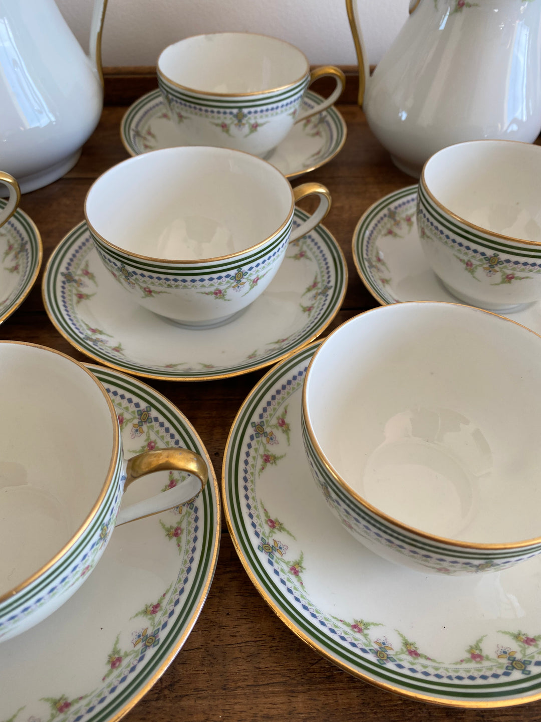 Service complet porcelaine de Limoges J&B France