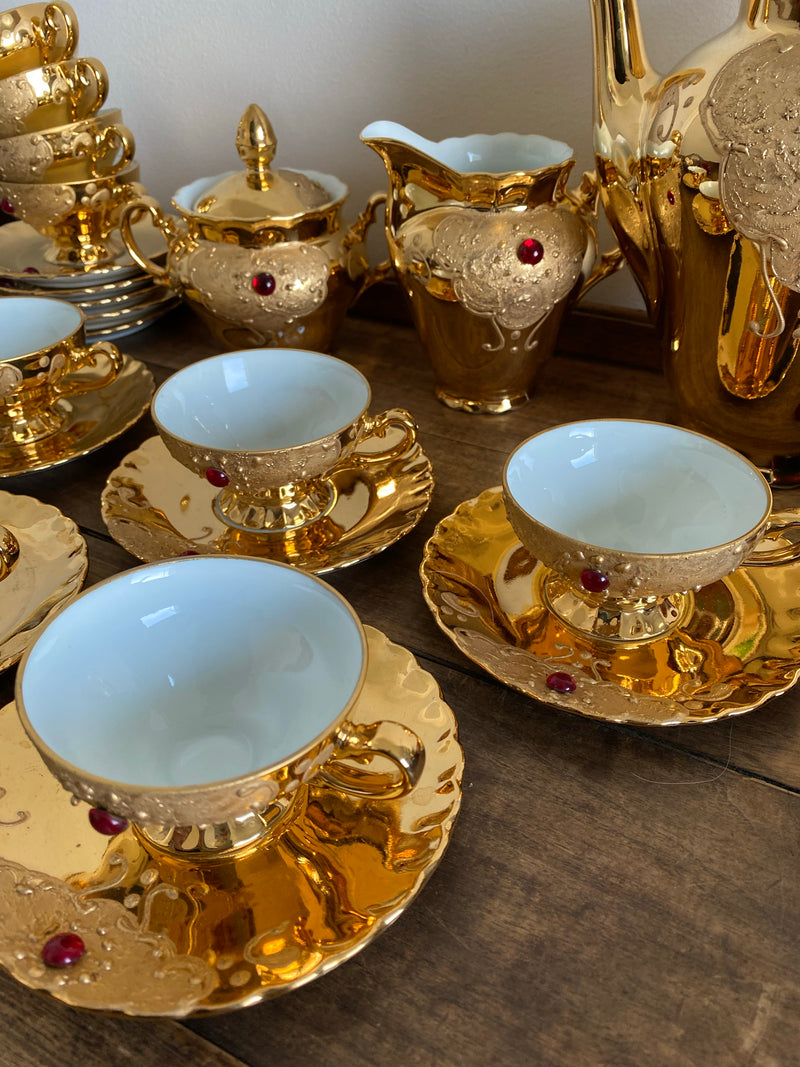 Service à café en porcelaine Bavaria modèle Tirschen doré