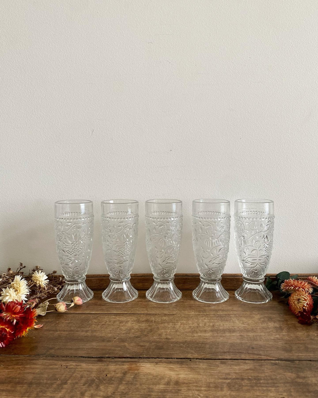 Verres à pieds gravés véritable Bohème