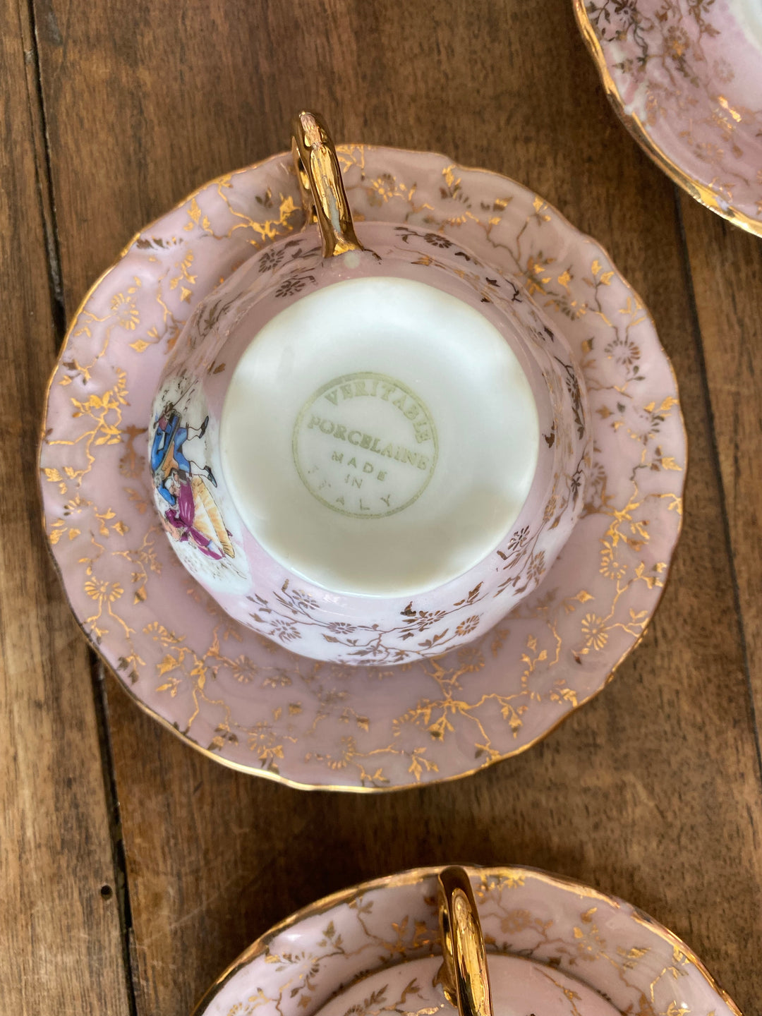 Service à café en porcelaine italienne rose pâle