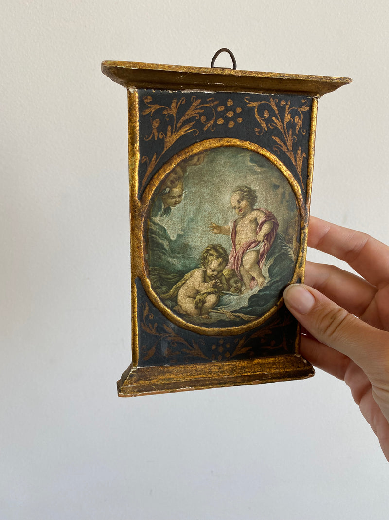Miroir de table ou cadre photo ancien en bronze moulé avec chérubins et Miroir de table ou cadre photo ancien en bronze moulé avec chérubins et