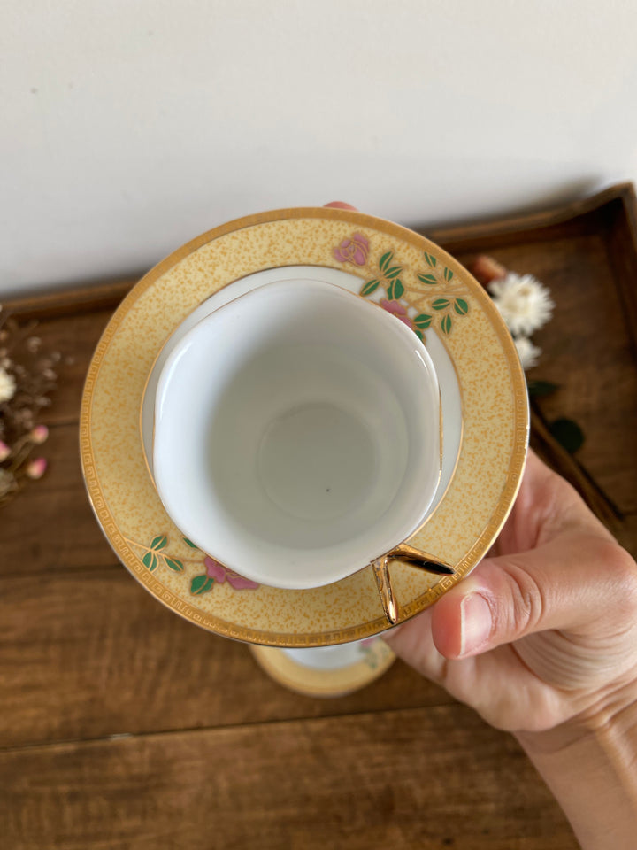 Service à café fleuri poignées dorées