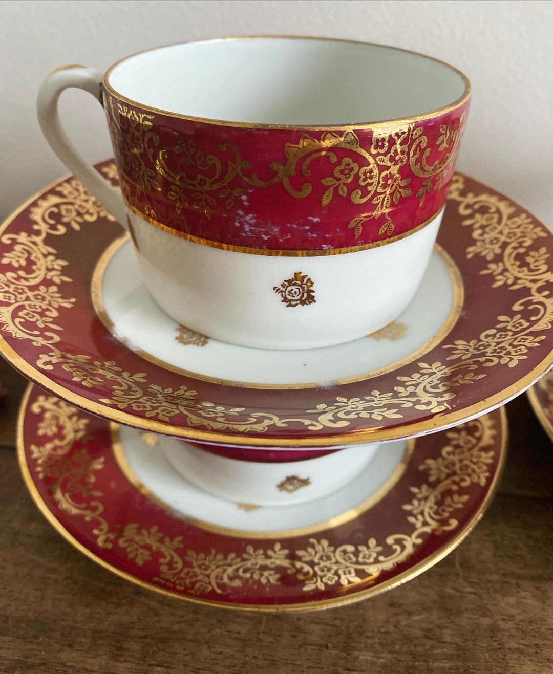 Tasses à café Limoges rouge grenat