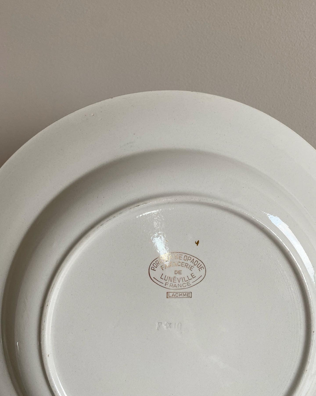 Plats de service Porcelaine opaque faïencerie de Lunéville France modèle Lackme