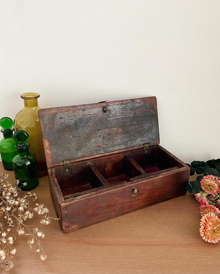 Boîte en bois ancienne compagnons ébénistes