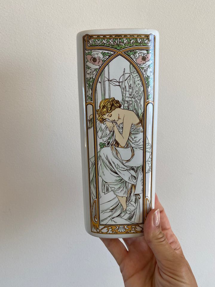 Vases en porcelaine style Art Deco inspiration Mucha