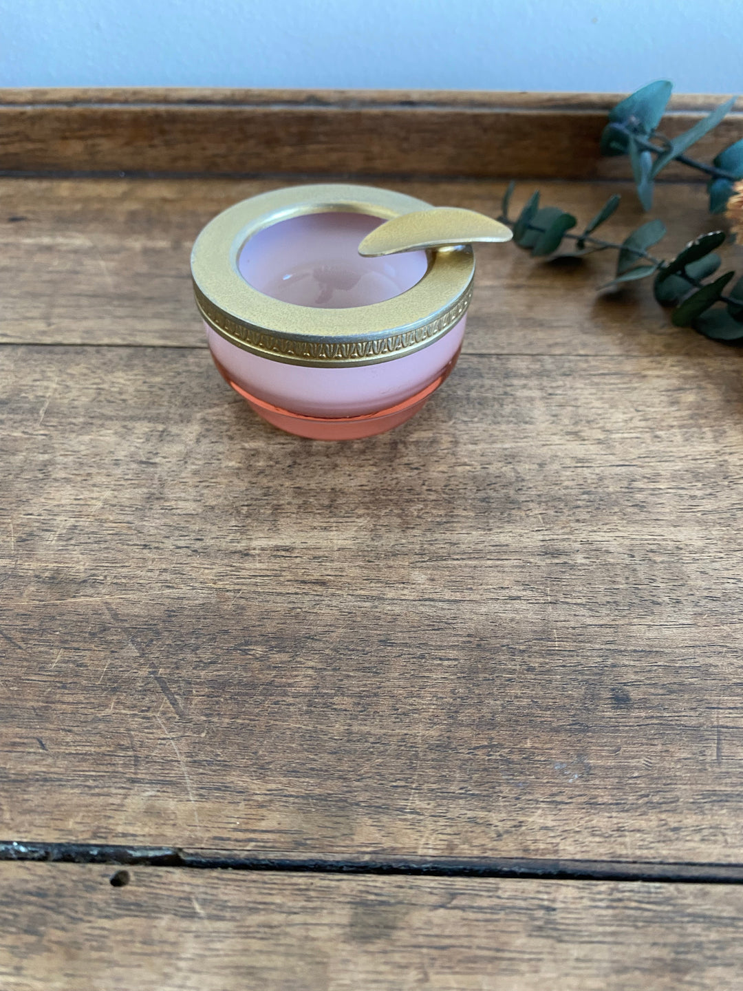 Cendrier en opaline rose