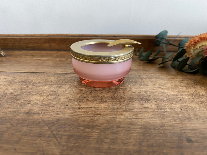 Cendrier en opaline rose