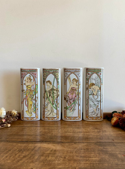 Vases en porcelaine style Art Deco inspiration Mucha