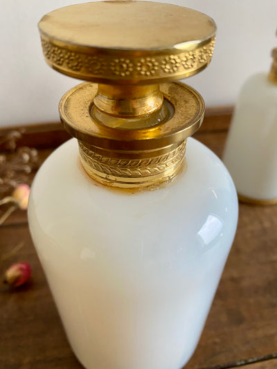 Ensemble de toilette en opaline cristal de Sèvres Creation L.Seiler