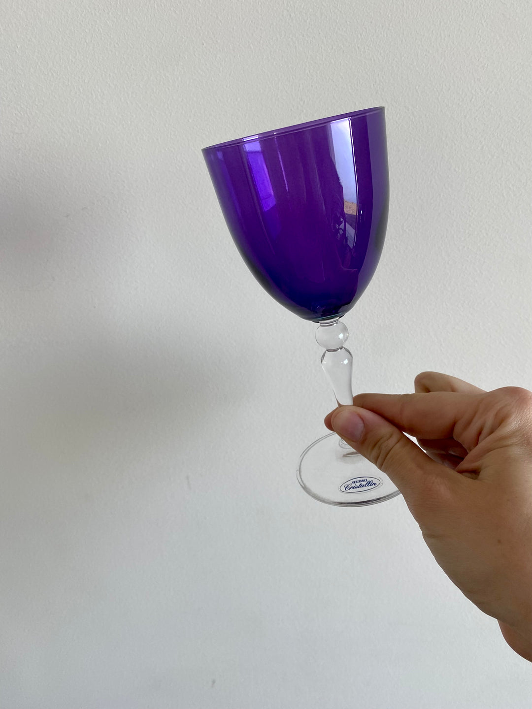 Verres à vin sur pied multicolores véritable cristallin