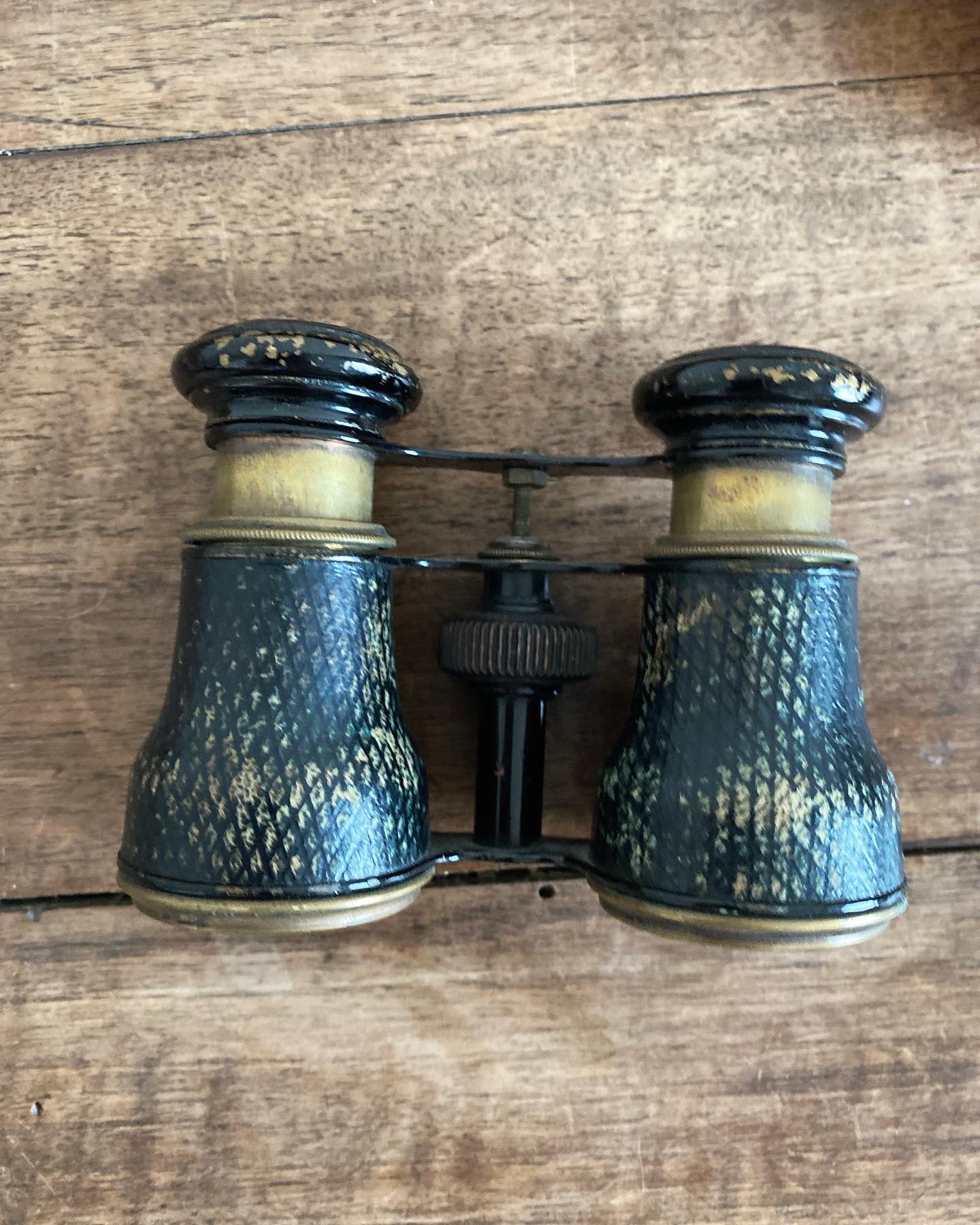 Paire de jumelles X8 et étui cuir marron Huet Cnie Paris - Ventes d Paire de jumelles X8 et étui cuir marron Huet Cnie Paris - Ventes d