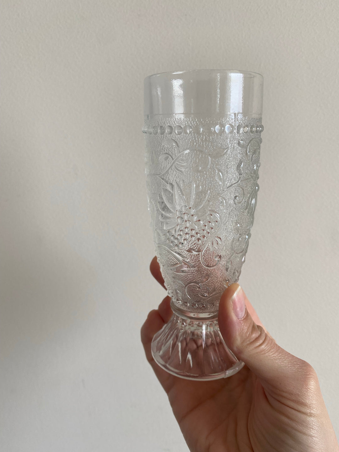 Verres à pieds gravés véritable Bohème