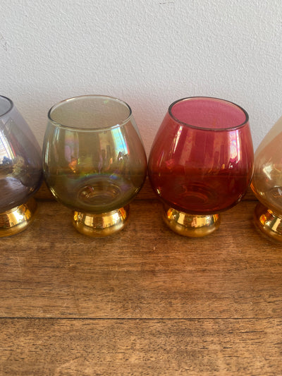 Verres à cognac colorés pieds dorés