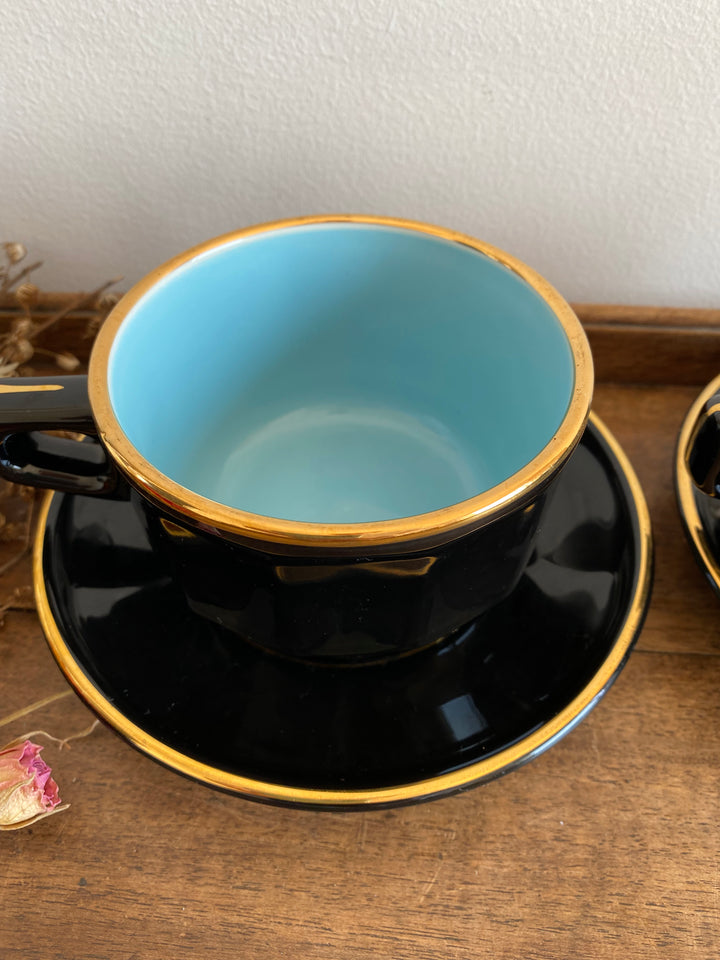 Tasses noires et bleues porcelaine Delaunay